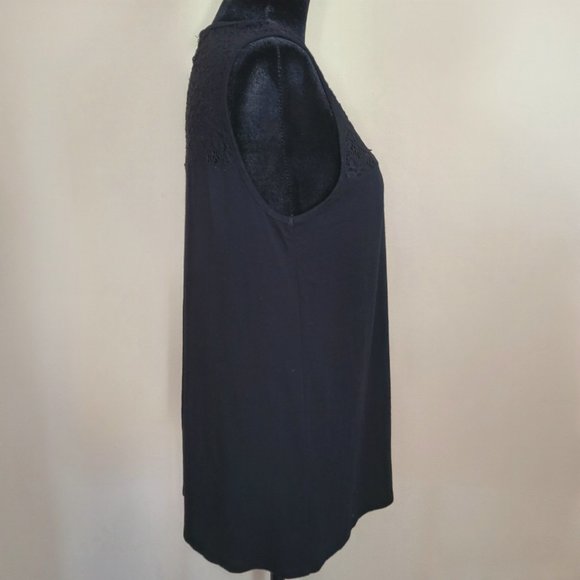 Vince Camuto Sleeveless Lace Top - MP - Picture 2 of 5